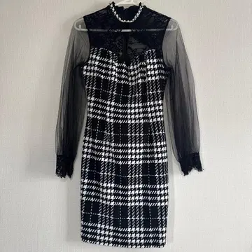 블랙 화이트 체크 무늬 드레스