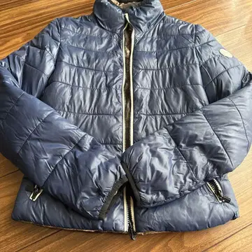 Armani Jeans 네이비 다운 자켓 36 리버서블