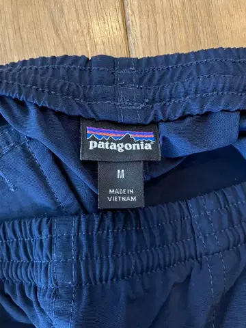 파타고니아 나일론 팬츠 네이비 퍼플