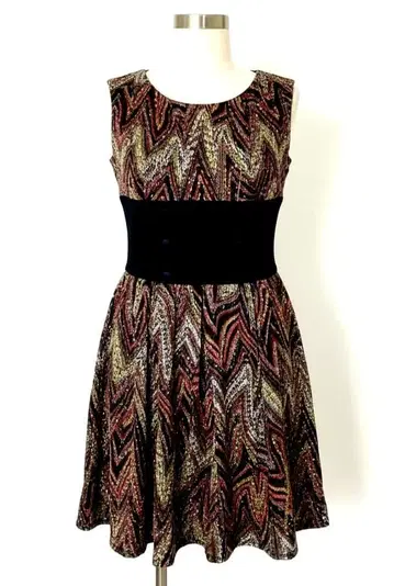 슬리브리스 플레어 원피스 멀티컬러