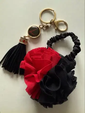 Acid Black Cherry 키링 스크런치