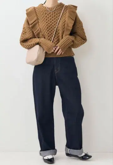 프릭스스토어 프릴 디자인 브라운 니트