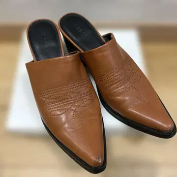 MOUSSY 웨스턴 뮬