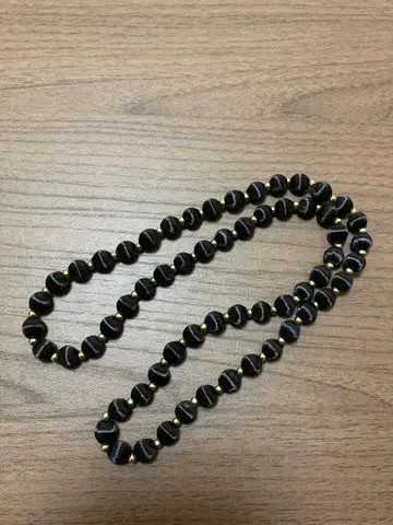 [ 새상품급 ] 블랙 실크 볼 목걸이와 골드 컬러 비즈 목걸이