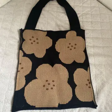 프렌치불 니트 토트백