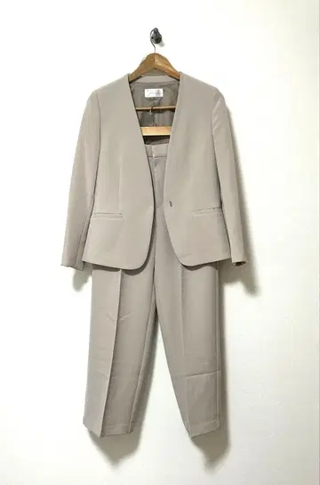 수트 셋업 핑크 베이지