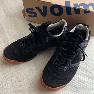 SVOLME 블랙 신발