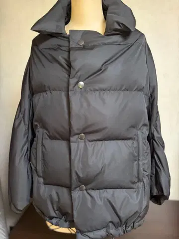 블랙 다운 자켓