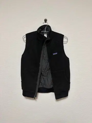 Patagonia 블랙 플리스 베스트