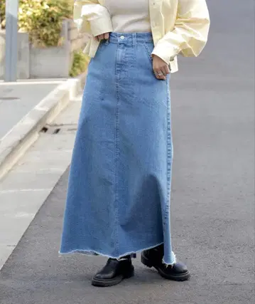 라이트온 베이커 스커트 백 슬릿