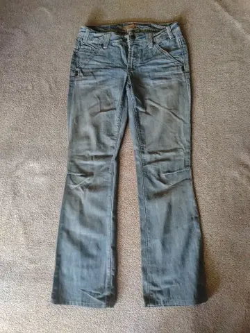 YANUK 라이트 블루 플레어 데님