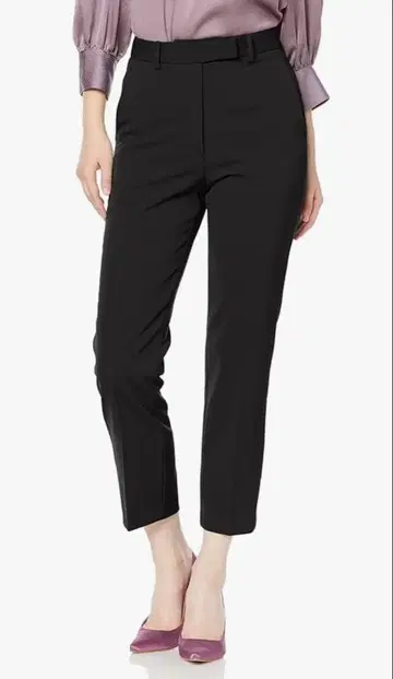 미라 오웬 블랙 캐주얼 팬츠 테이퍼드 실루엣