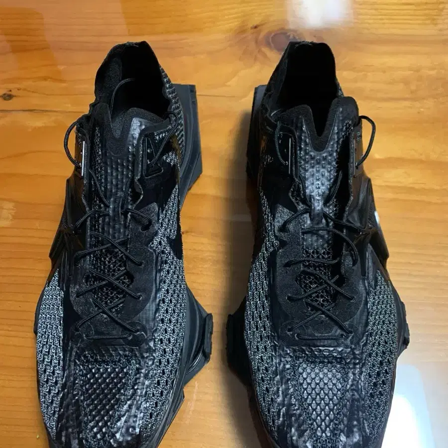 zoom 004 x mmw black