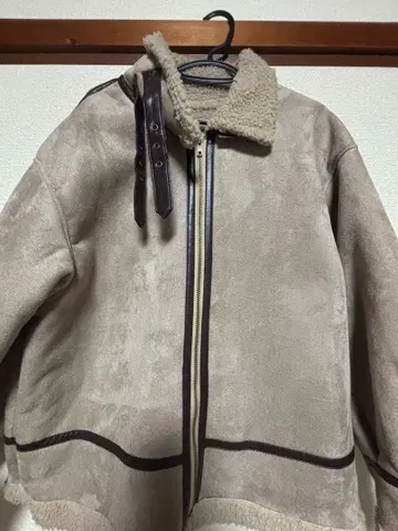 무스탕 코트 베이지 집업