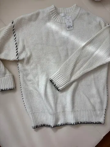 [택 포함 미사용 새상품] 어반 리서치 핸드 스티치 튜닉 니트