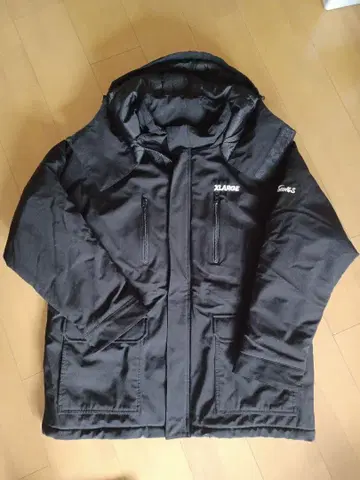 XLARGE x WILDTHINGS 콜라보 방수 후드 부착 자켓