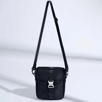 STUDIOUS 헌팅 숄더백 사코슈