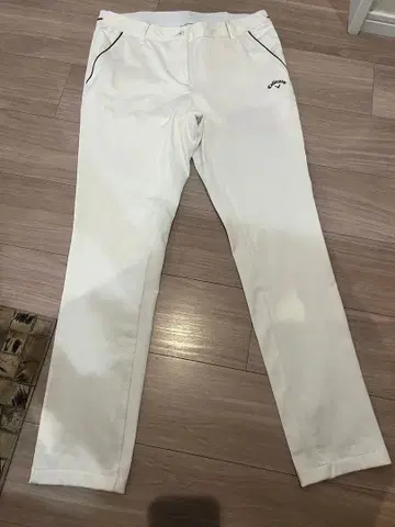 1회 착용 캘러웨이 화이트 골프 팬츠 L