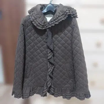 핑크하우스 프릴 오 브라운 퀼팅 자켓