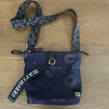 마리메꼬 marimekko unikko 칼리올 한 번 사용 새상품급