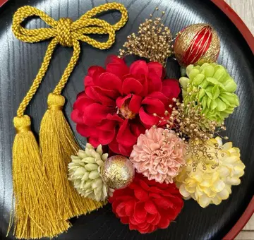 성인식 일본 의류 후리소데 시치고산 머리 장식