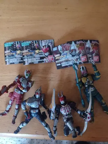 HG 가면라이더 검 시리즈 4체 세트!