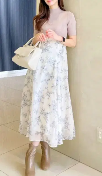 MERCURY DUO 플라워 니트 도킹 원피스