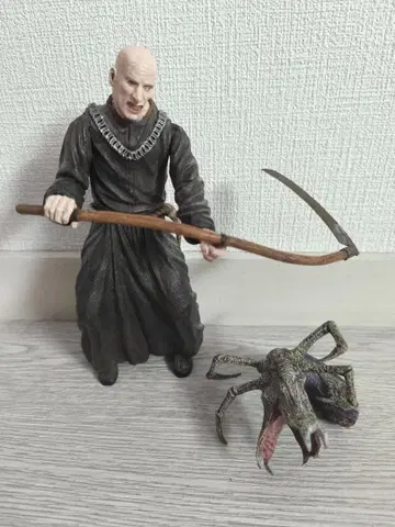 바이오하자드 4 액션 피규어 이교도 (블랙) BIOHAZARD