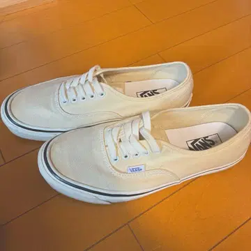 반스 아나하임 44