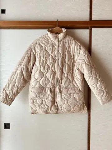 GAP 베이지 퀼팅 자켓 XXS