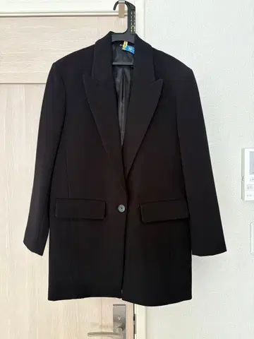 ZARA 블랙 테일러드 자켓