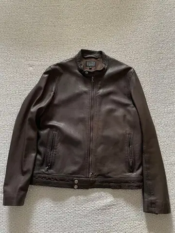 투모로우랜드 스테디셀러 라이더 가죽 L 사이즈 새상품급