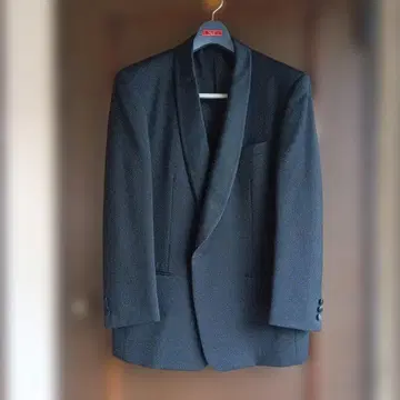 턱시도 상하의 일식