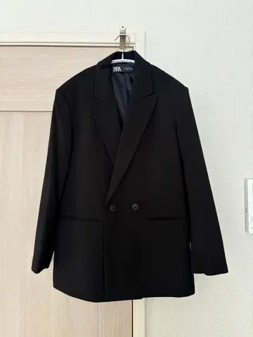 ZARA 블랙 테일러드 자켓 더블 버튼