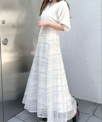 머큐리 듀오 체크 자수 플레어 스커트