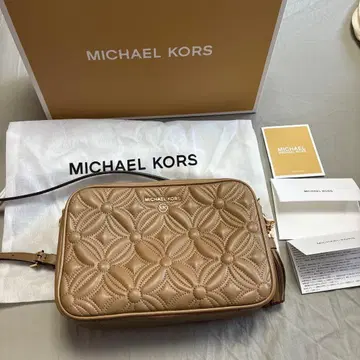 MICHAEL KORS 베이지 가죽 숄더백