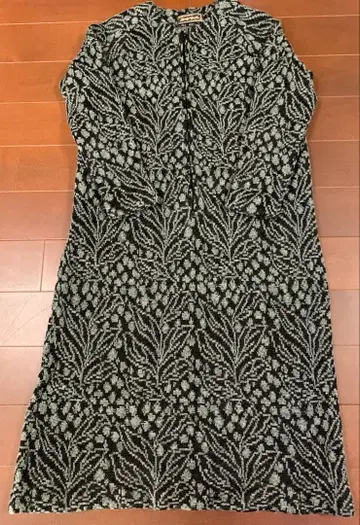 사이토 토세코 보타니컬 무늬 긴팔 원피스