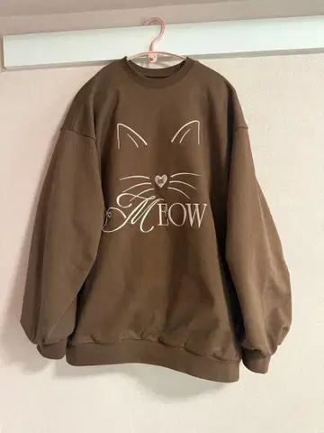 Darich MEOW 루즈 맨투맨 풀오버
