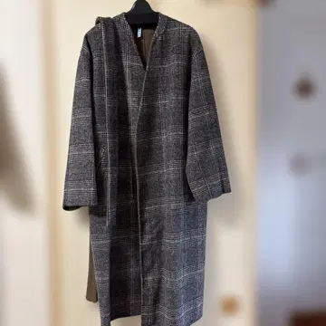 리버서블 롱 코트 그레이 계열 체크 브라운