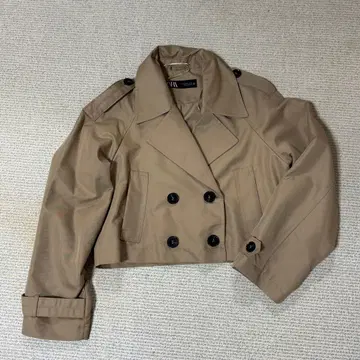 ZARA 숏 트렌치