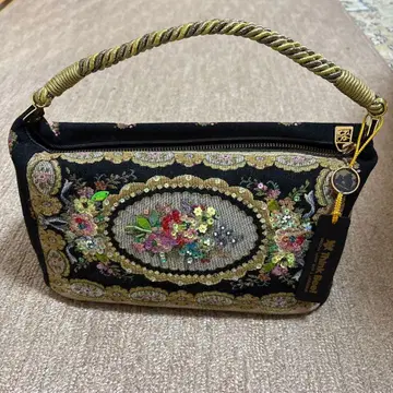 Think Bee! 자수 비즈 장식 핸드백