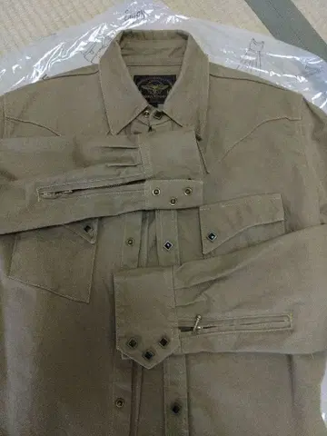 스컬 플라이트 긴팔 셔츠