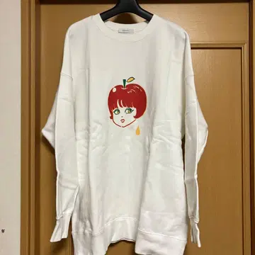 지나시스 콜라보 풀오버 화이트