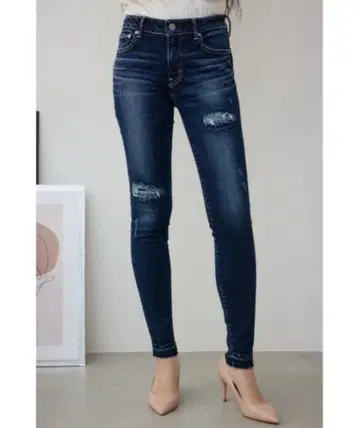 데미지 가공 다크 블루 스키니 청바지