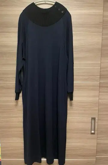 humanwoman 네이비 롱 원피스