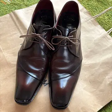 ELLE 다크 브라운 가죽 신발