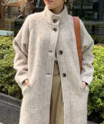 새상품급 Thevon 제본 샤기 스탠드 카라 코트 F