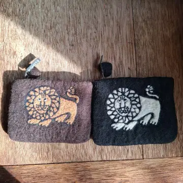 리사 라르손 라이온 자수 펠트 파우치 세트