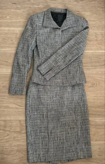 UNTITLED 그레이 계열 트위드 수트