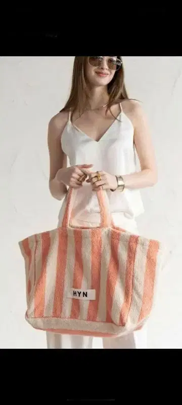 HYN 스트라이프 토트백 루루아나